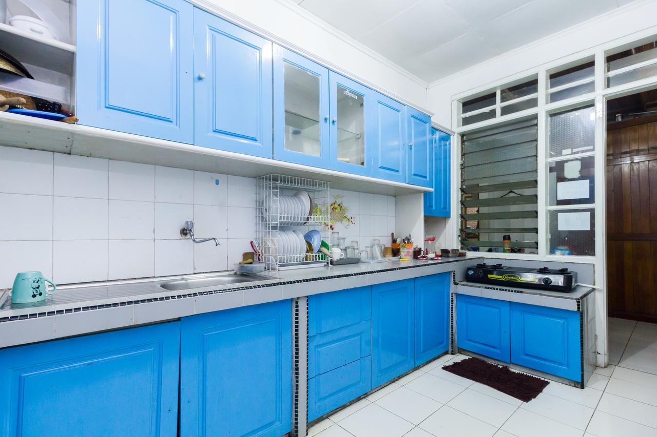Pele Guesthouse Bandung Eksteriør billede